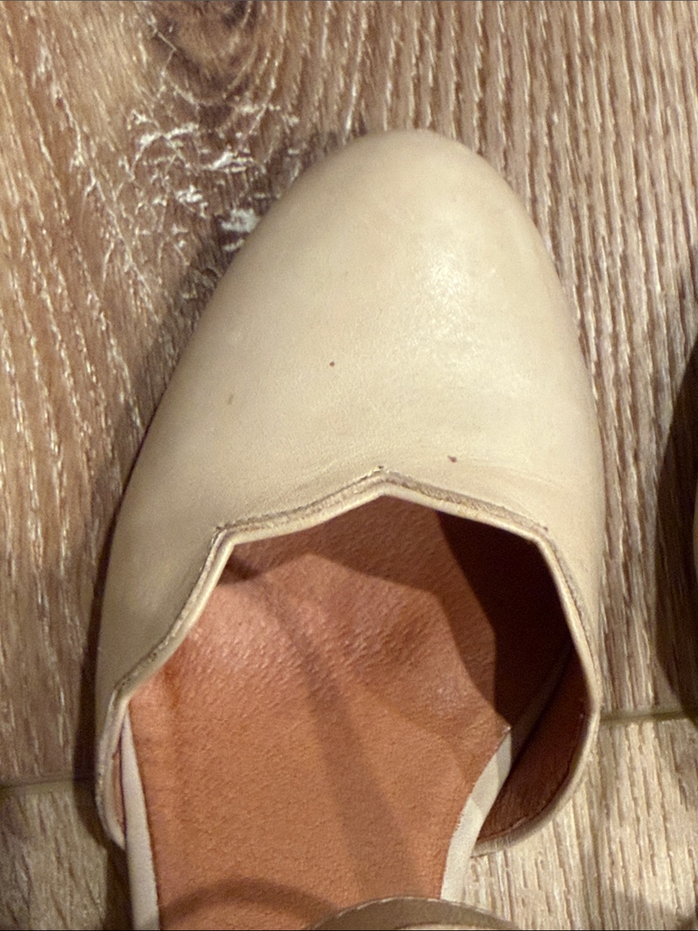 Miz Mooz | Women's Scalloped Ankle-Strap Heels in Beige | size 36/6 - Picture 6 of 9
